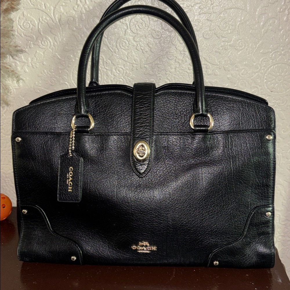 Coach Mercer black pebbled grain leather